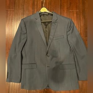 Men’s Warehouse Size 44R Grey suit jacket, pants and Vest